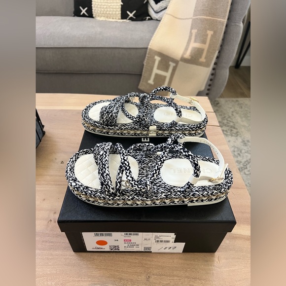Chanel Seabreeze Rope Sandals, Size 38 - Picture 3 of 9